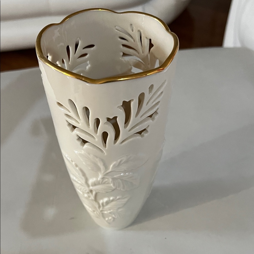 Lenox Cream Vase with Gold Accent